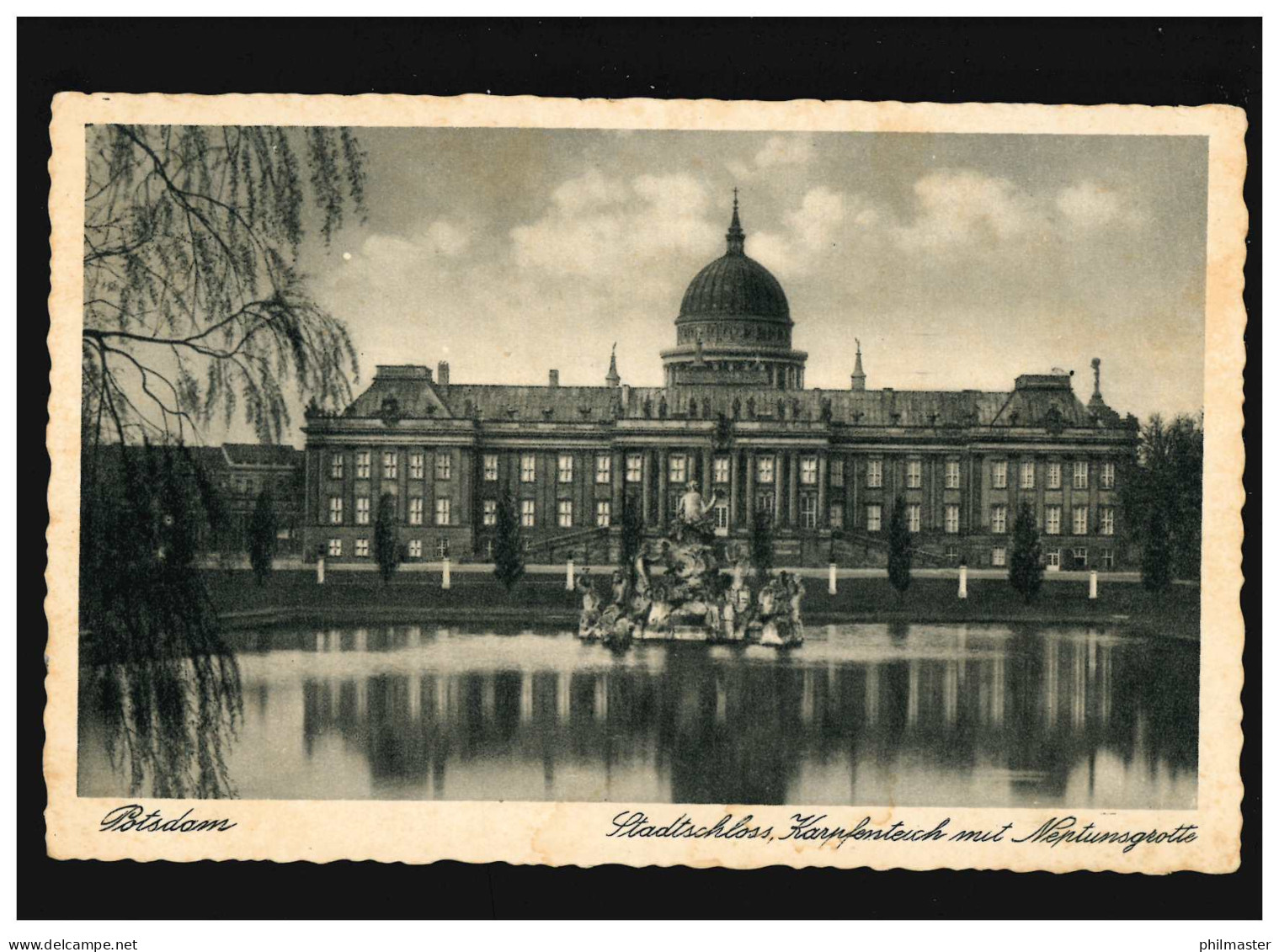 AK Potsdam Stadtschloss, Karpfenteich, Neptungrotte, Feldpost, Potsdam 5.5.1941 - Other & Unclassified