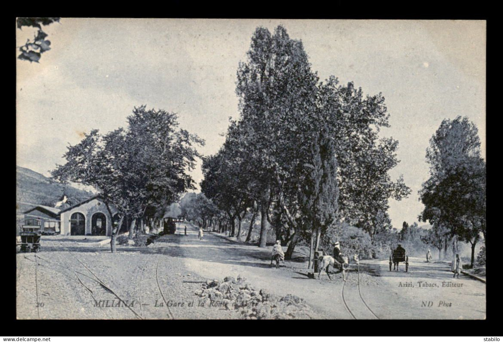 ALGERIE - MILIANA - LA GARE ET LA ROUTE D'ALGER - Autres & Non Classés