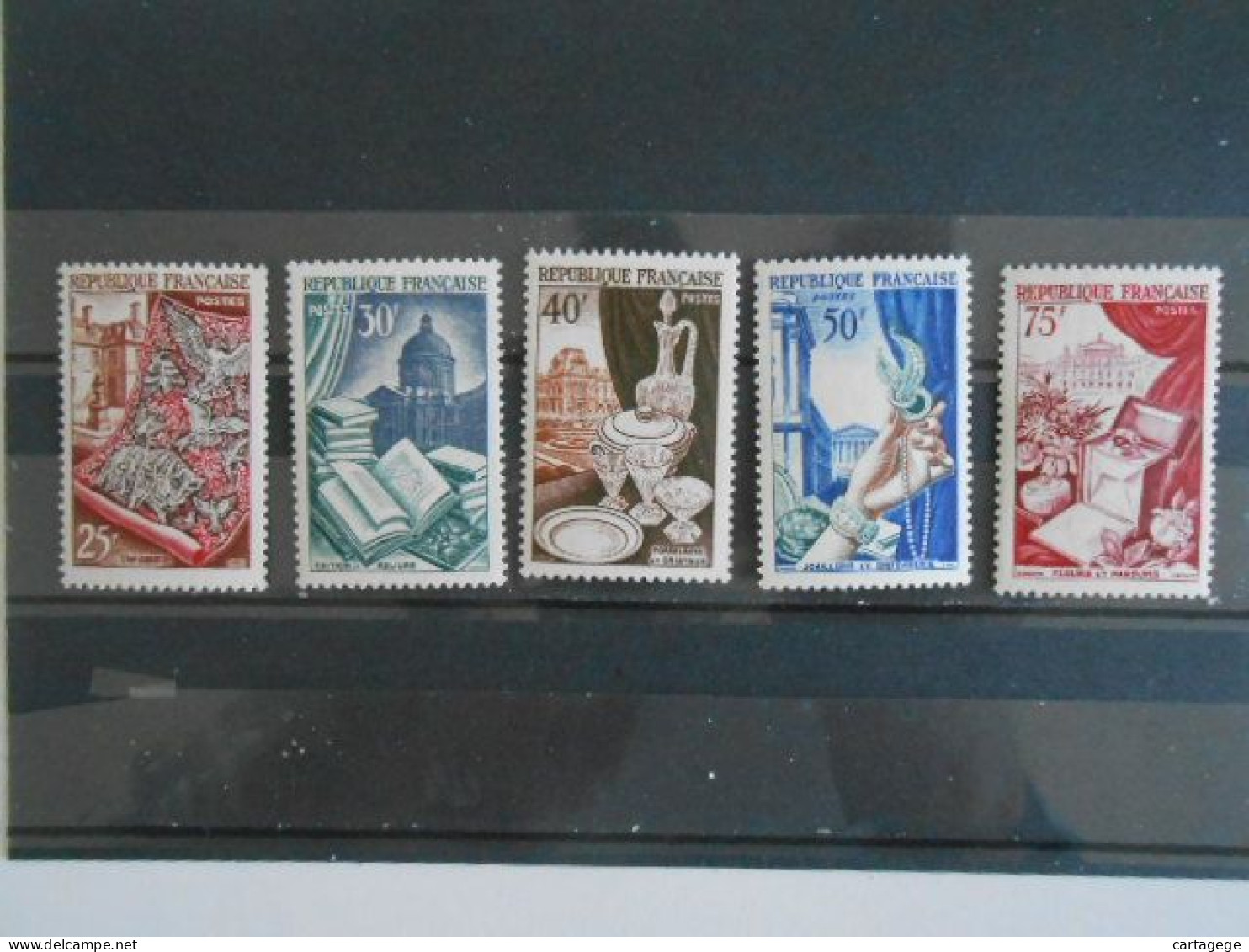 FRANCE YT 970/974 METIERS D'ART** - Unused Stamps