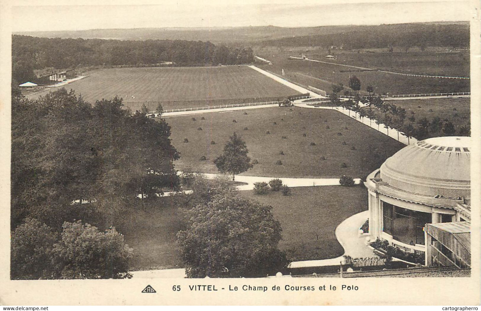 CPA France Vittel Le Champ De Courses Et Le Polo - Vittel