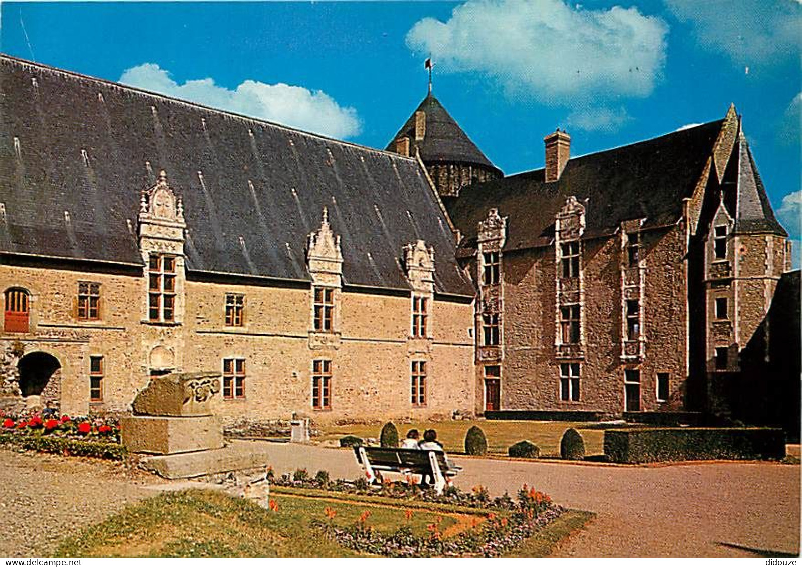 53 - Laval - Le Château Et Les Jardins - Carte Neuve - CPM - Voir Scans Recto-Verso - Laval