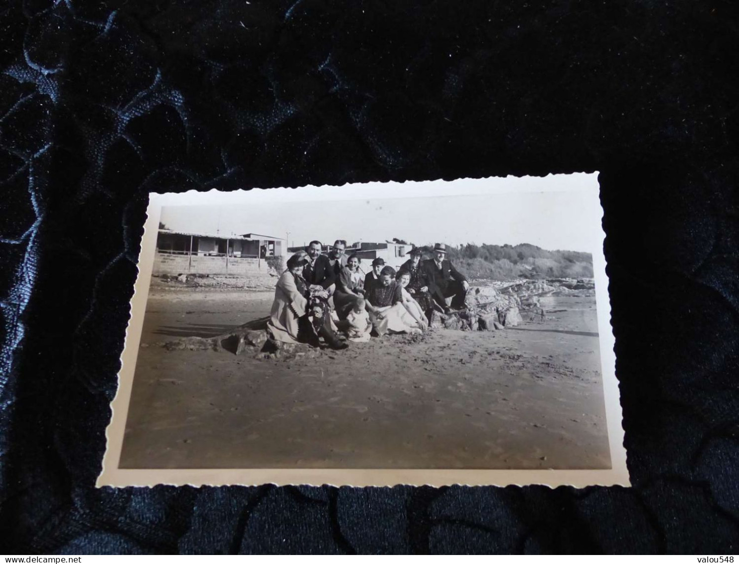 P-452 , Photo,Groupe De Personnes  Sur La Plage Des Sables D'Olonne, Septembre 1936 - Anonyme Personen