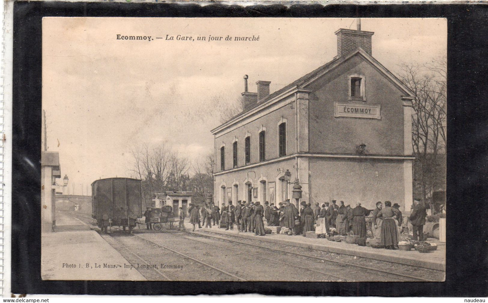 ECOMMOY (72) La Gare, Un Jour De Marché - Ecommoy