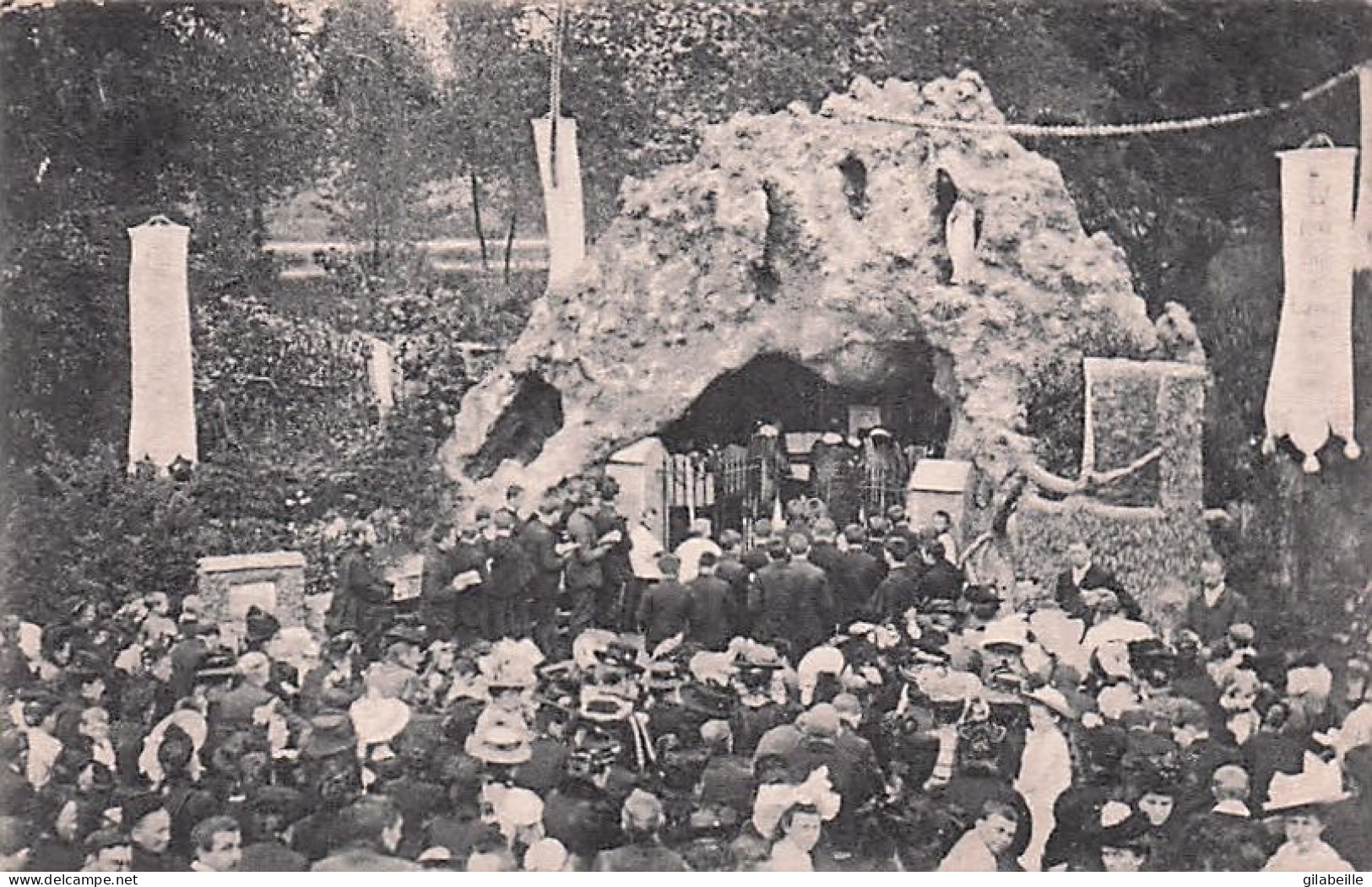 Charleroi  Sart Les Moînes  La Grotte De N. D. De Lourdes, La Grand'Messe Du Lundi De La Pentecôte - 1912 - Parfait Etat - Charleroi