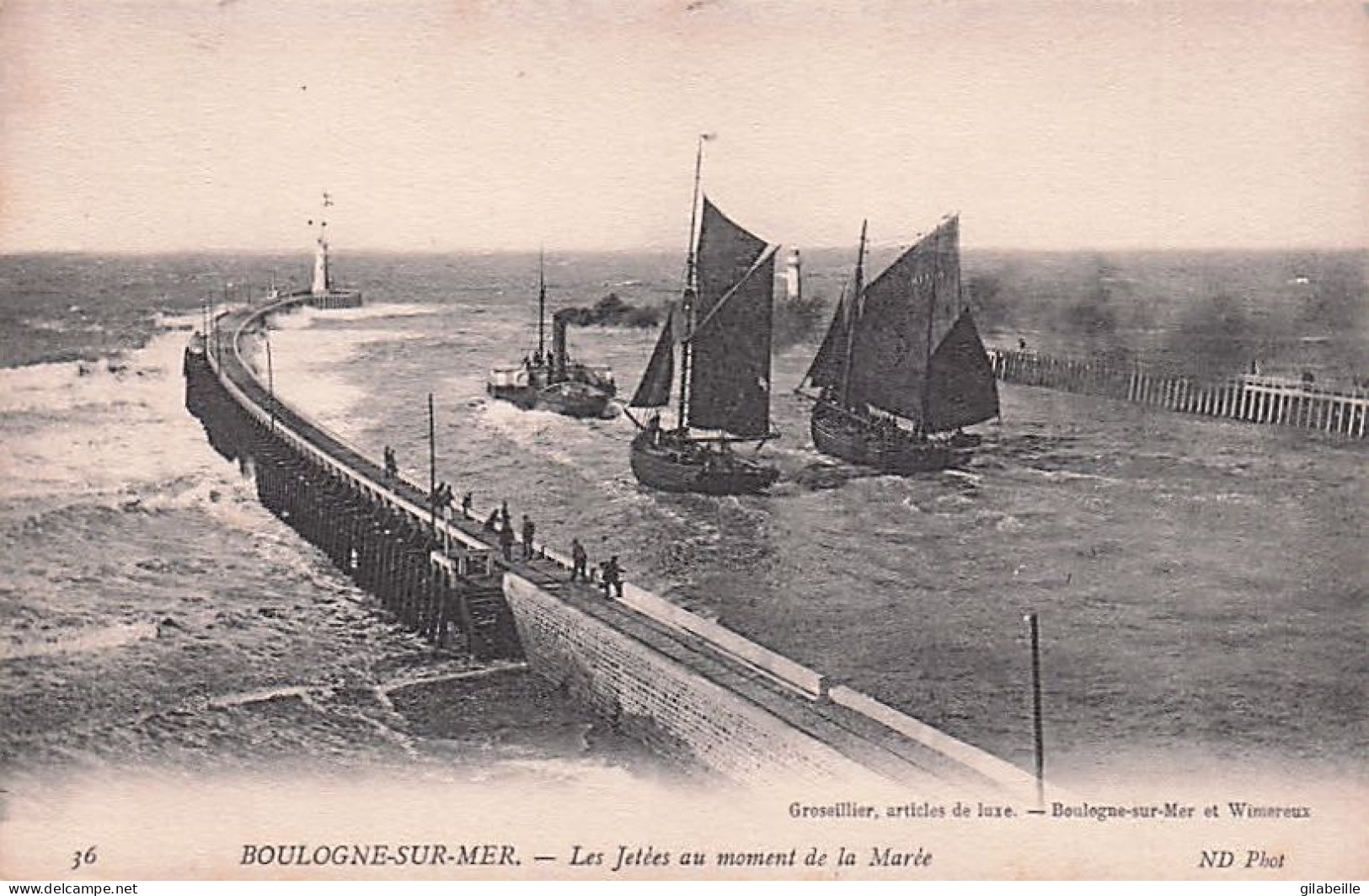 62 - Pas De Calais - BOULOGNE Sur MER - Les Jetées Au Moment De La Marée - Boulogne Sur Mer