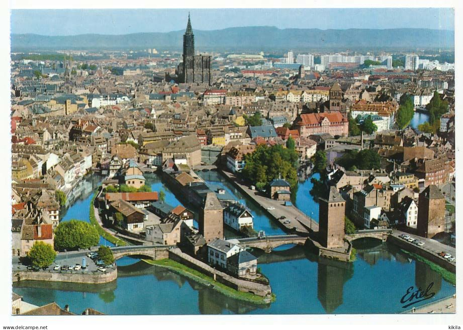 CPSM / CPM 10.5 X 15 Bas Rhin STRASBOURG L'Ill Et Le "Ponts Couverts" Vestige Des Remparts Du XIV° S.  Cathédrale - Strasbourg