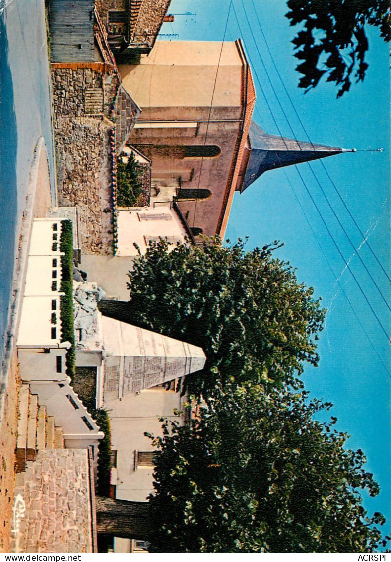 42 SAINT SYMPHORIEN DE LAY - Place Du Monument Avec L'église  (scan Recto-verso) QQ 1115 - Saint Chamond