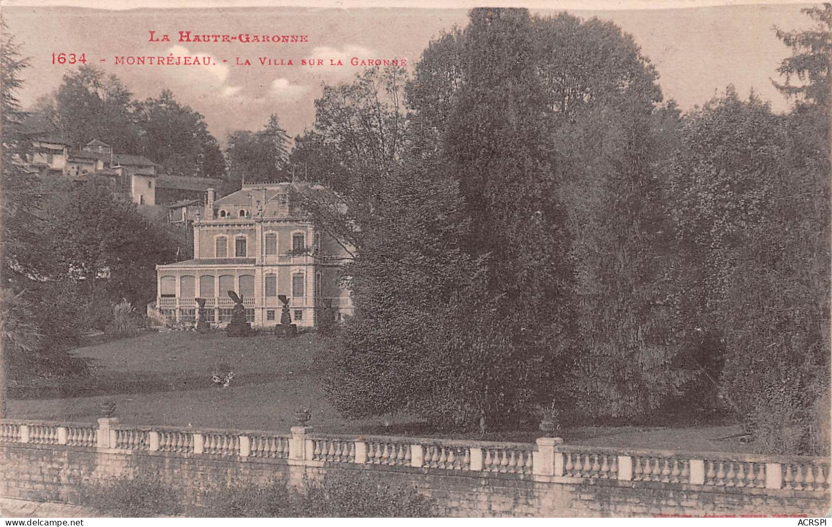 31 Montréjeau La Villa Sur La Garonne (Scan R/V) N°   50  \QQ1110Bis - Montréjeau