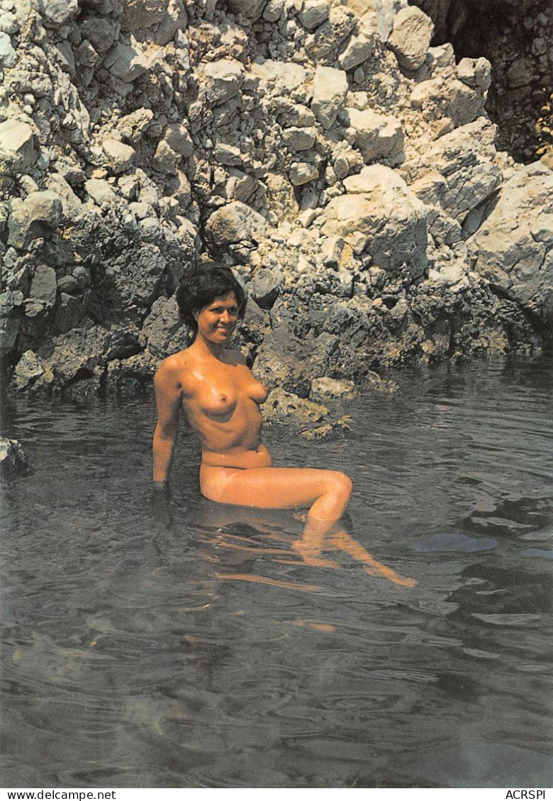 13 Ensuès-la-Redonne Calanque Naturiste Des Anthénors Femmes Topless Seins Nus Naked Nude (Scan R/V) N°   16  \QQ1110Bis - Carry-le-Rouet