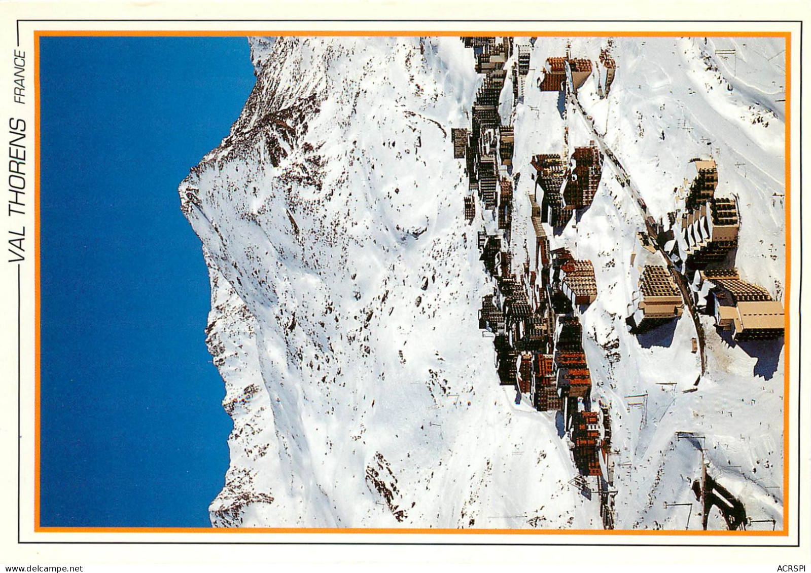 73 - VAL THORENS VUE AERIENNE DE LA STATION   (scan Recto-verso) QQ 1130 - Val Thorens