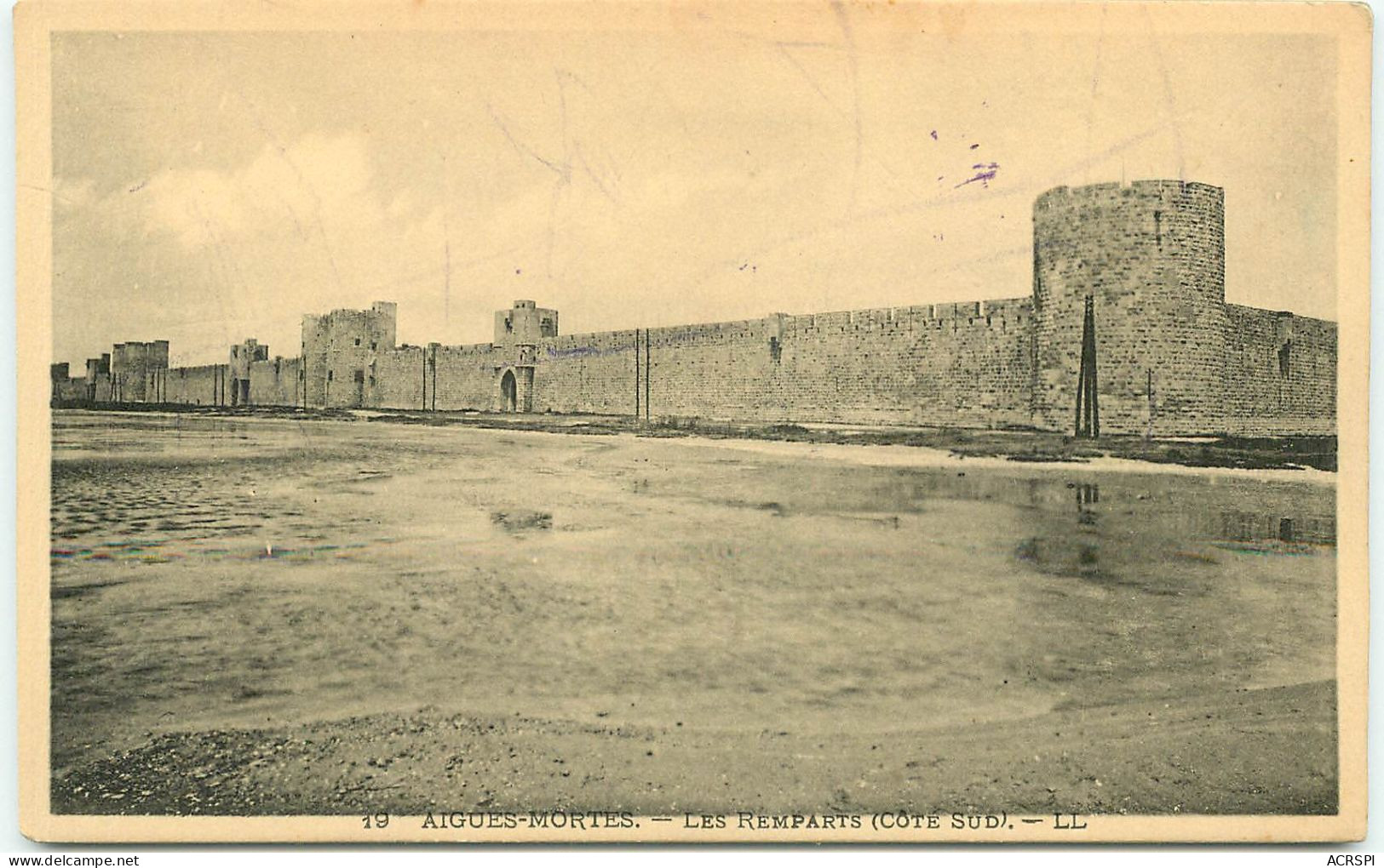 AIGUES MORTES Les Remparts Coté Sud  (scan Recto-verso) QQ 1192 - Aigues-Mortes