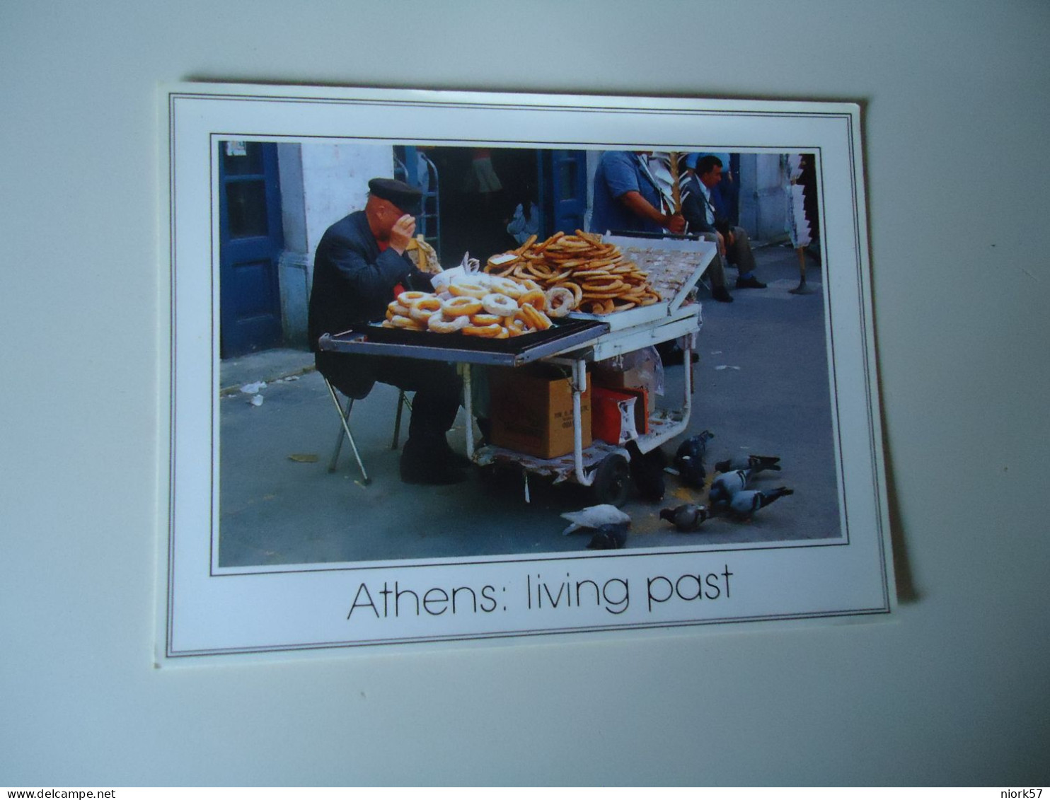 GREECE   POSTCARDS ATHENS LIVING PAST ΚΟΥΛΟΥΡΑΣ    MORE  PURHASES 10%  DISSCOUNT - Grecia