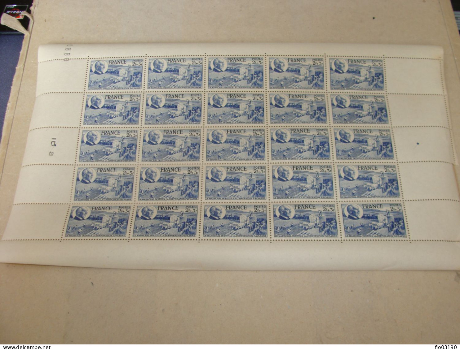 N° 607 En Feuille  De  25 Timbres Entières Neuves - Feuilles Complètes