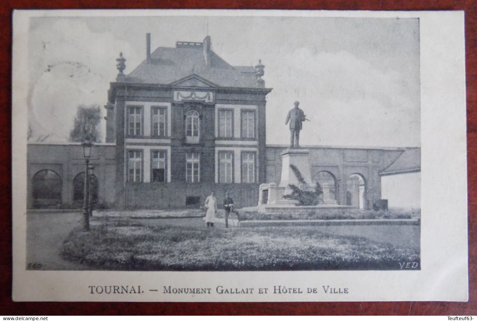 Cpa Tournai : Monument Gallait Et Hôtel De Ville - Leuze 1903 - Tournai