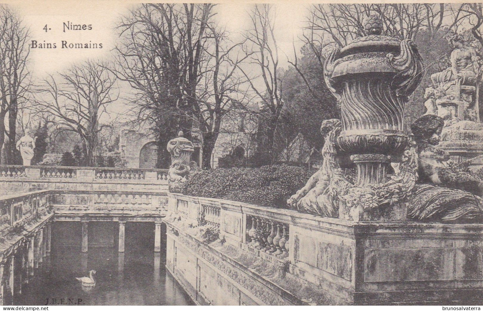 NIMES - Bains Romains - Voir Verso Les Enfants Du Gard - Nîmes