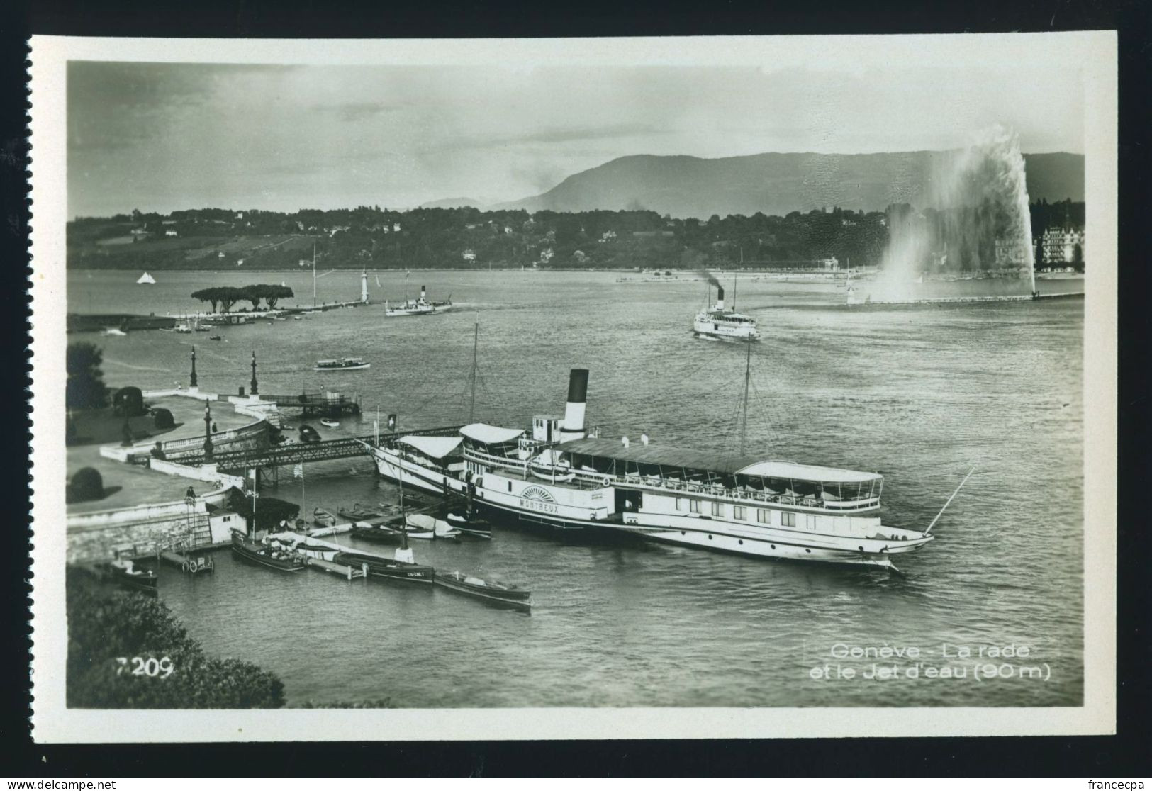 15086 - SUISSE - GENEVE - La Rade Et Le Jet D'eau - Genève