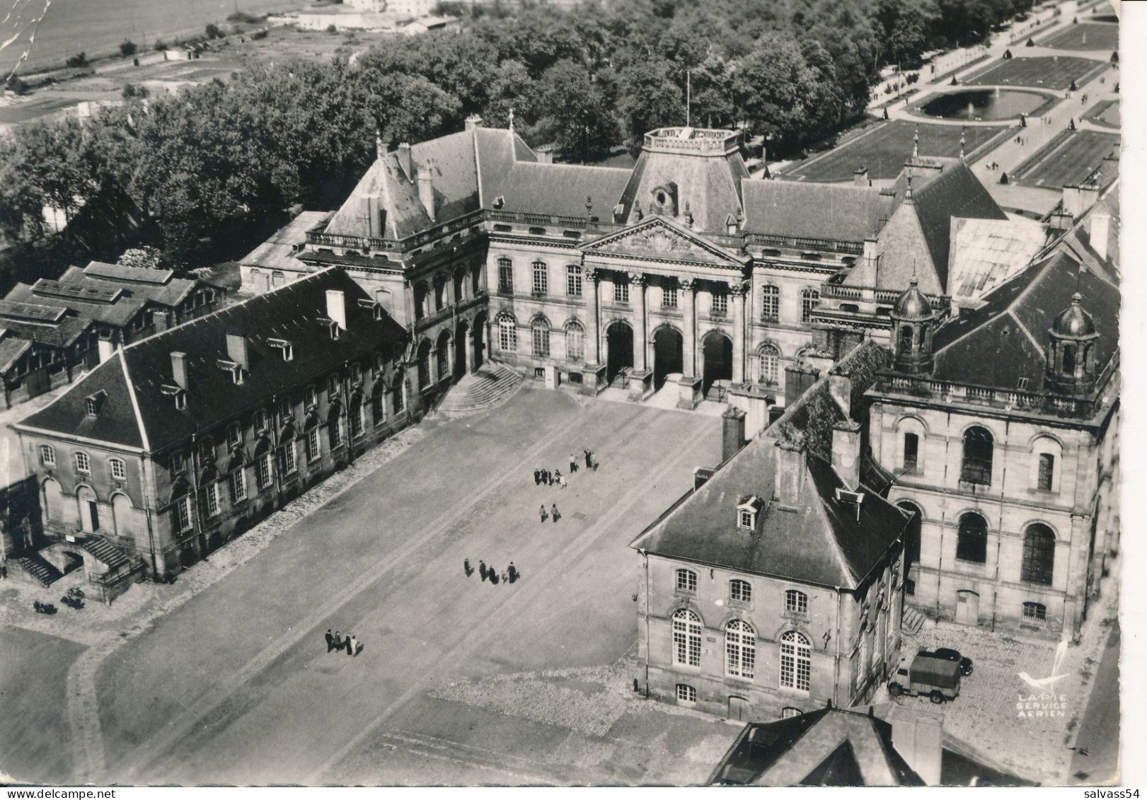 54) Lunéville : Vue Aérienne Sur Le Château (1960) - Luneville