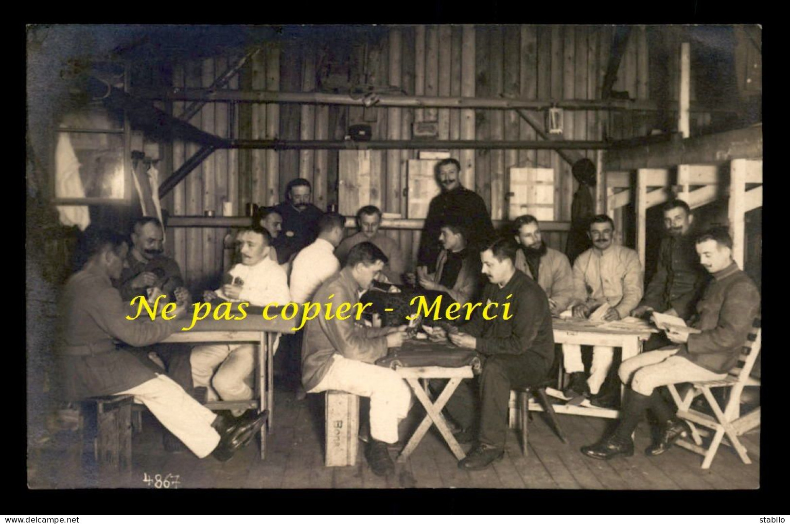 GUERRE 14/18 - LA CANTINE RUSSE DU CAMP DE KONIGSBRUCK - CARTE PHOTO ORIGINALE - Weltkrieg 1914-18