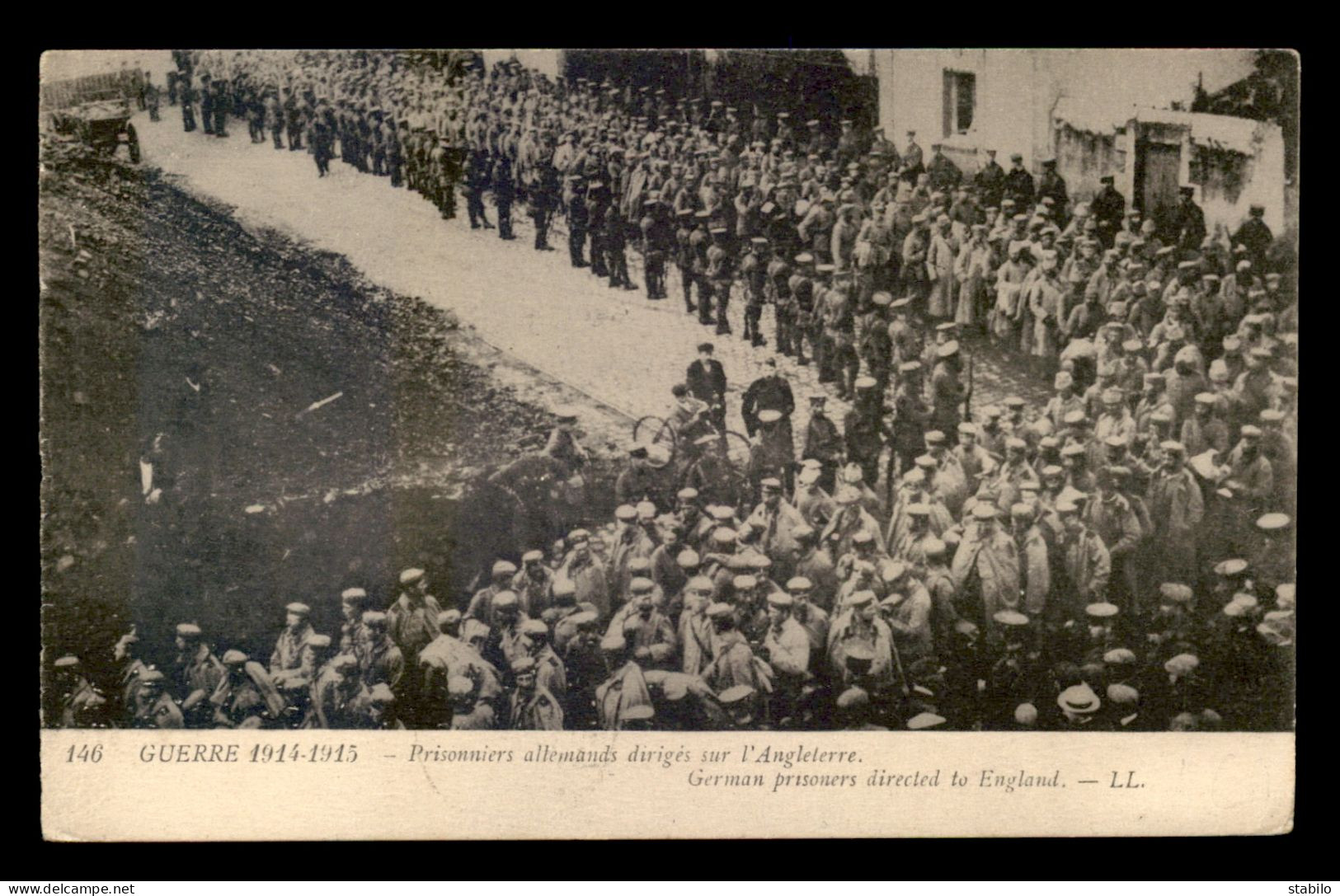 GUERRE 14/18 - PRISONNIERS ALLEMANDS DIRIGES SUR L'ANGLETERRE - War 1914-18