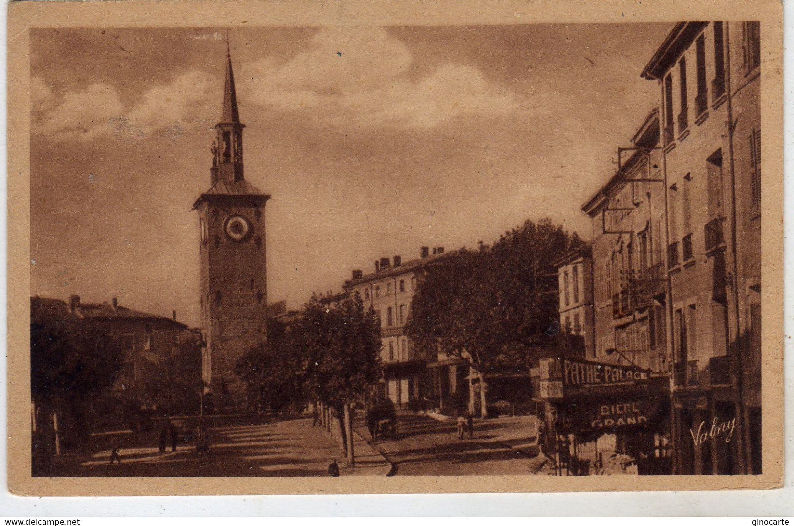 Romans Sur Isere Place Jacquemart - Romans Sur Isere