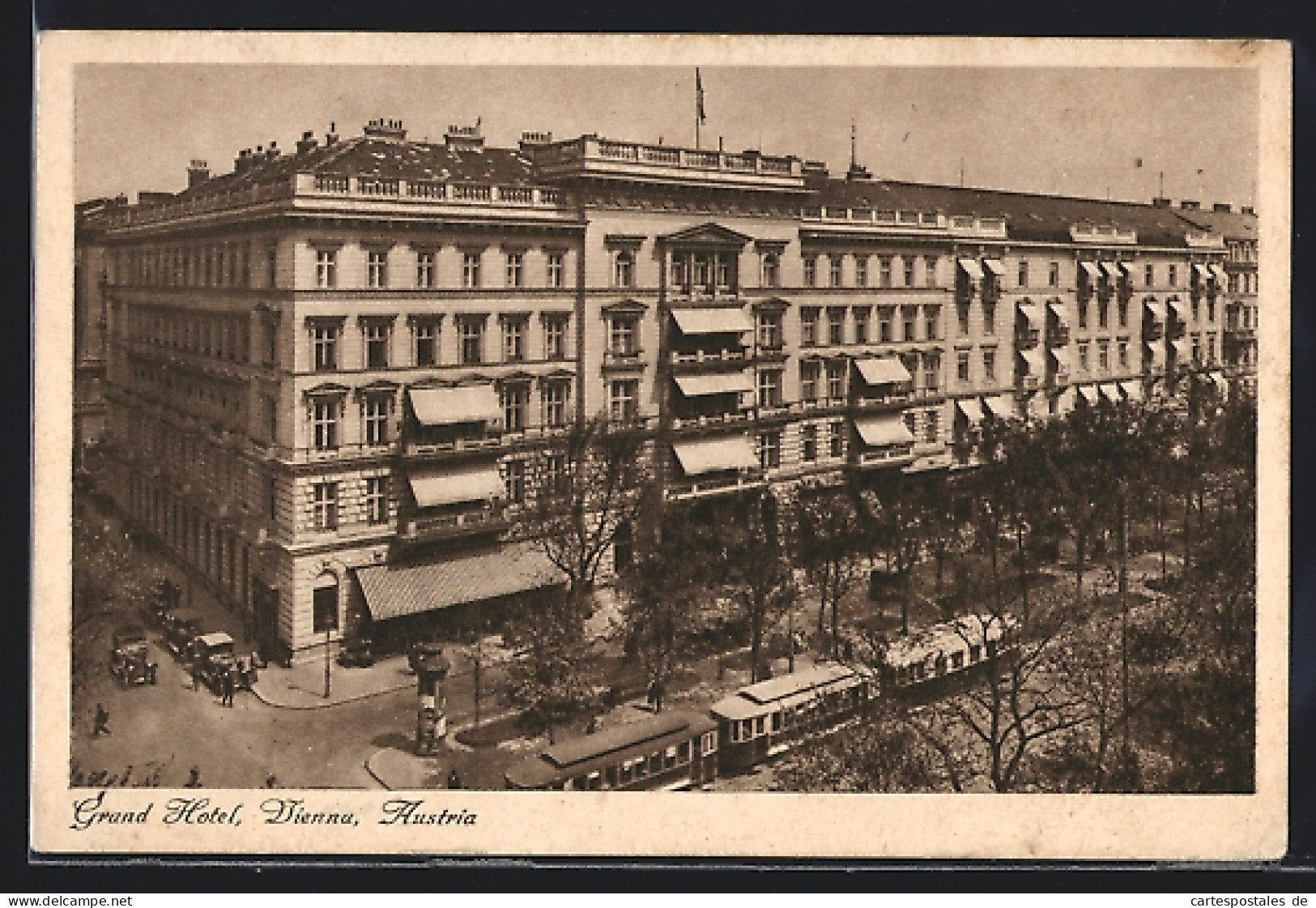 AK Wien, Strassenbahn Am Grand Hotel  - Autres & Non Classés