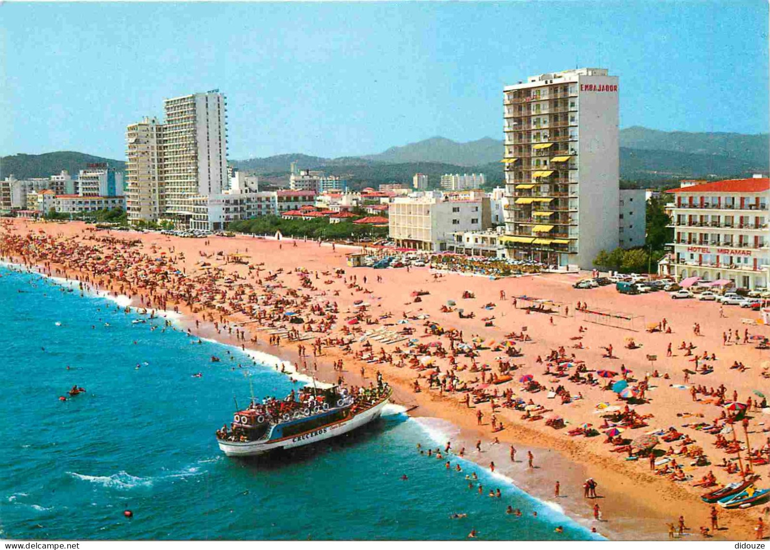 Espagne - Espana - Cataluna - Costa Brava - Playa De Aro - Playa - Plage - Immeubles - Architecture - CPM - Voir Scans R - Gerona