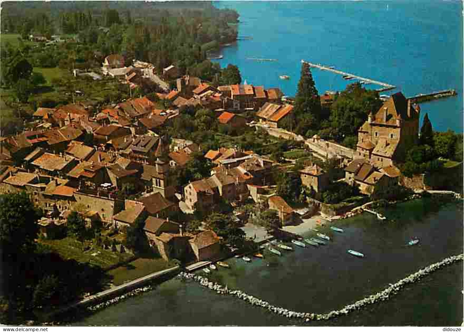 74 - Yvoire - Le Vieux Village Médiéval - Le Lac Léman - Vue Aérienne - CPM - Voir Scans Recto-Verso - Yvoire