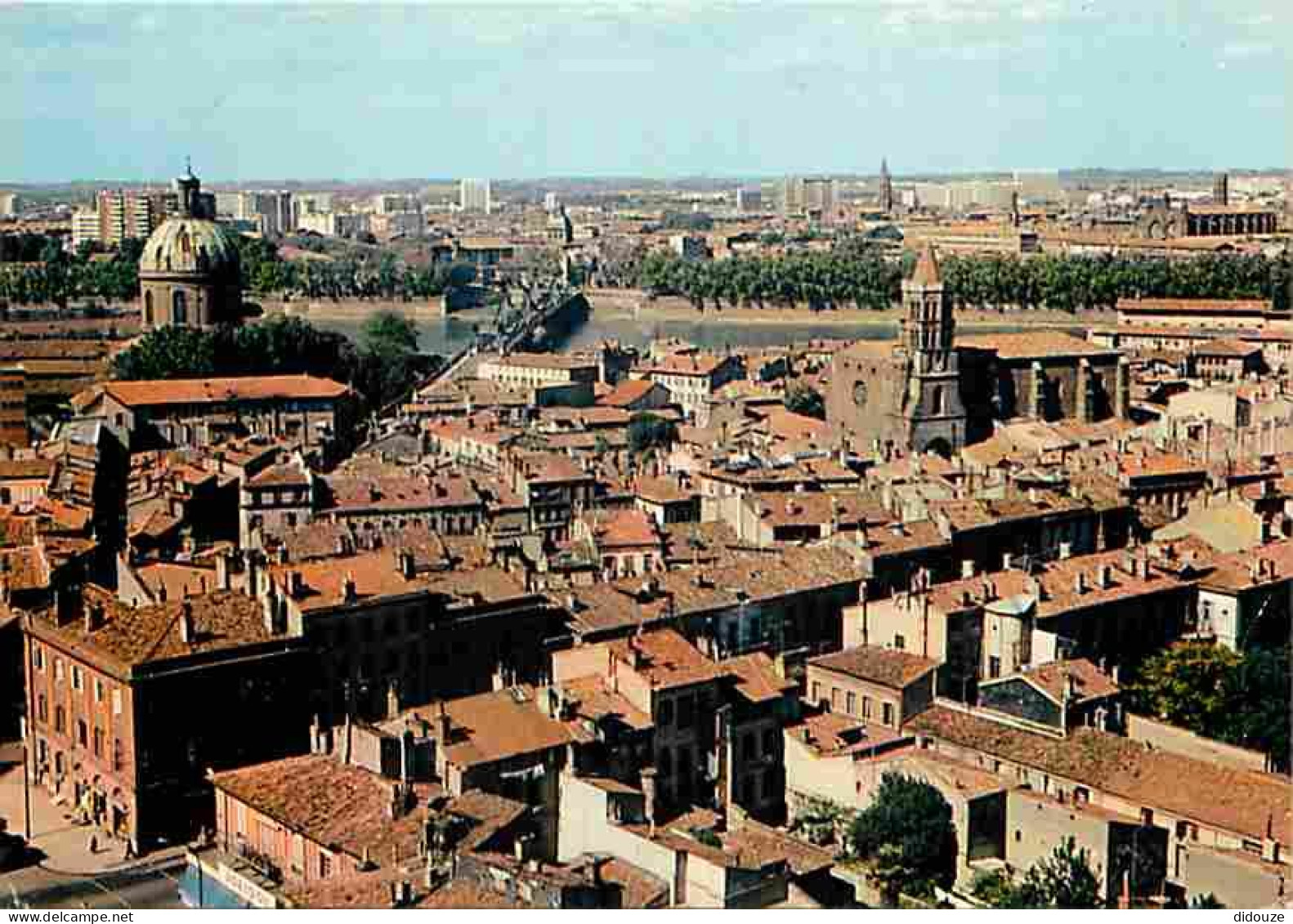 31 - Toulouse - Vue Générale - Les Clochers Et Les Tours Vus Du Quartier Saint Cyprien - Flamme Postale - CPM - Voir Sca - Toulouse