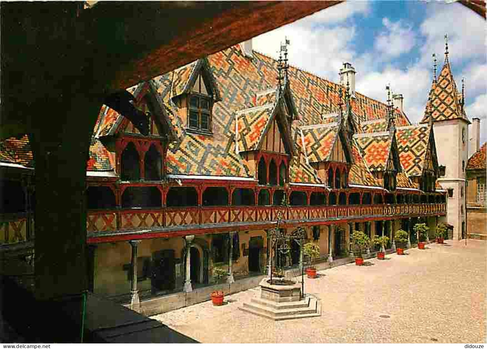 21 - Beaune - L'Hotel Dieu - La Cour D'honneur Et Le Batiment Principal - Flamme Postale - CPM - Voir Scans Recto-Verso - Beaune