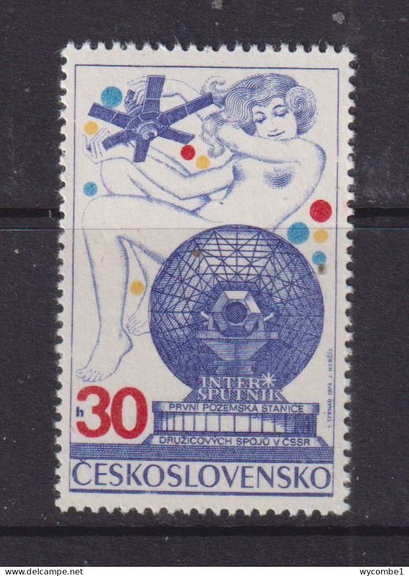 CZECHOSLOVAKIA  - 1974 Earth Station 30h Never Hinged Mint - Nuovi
