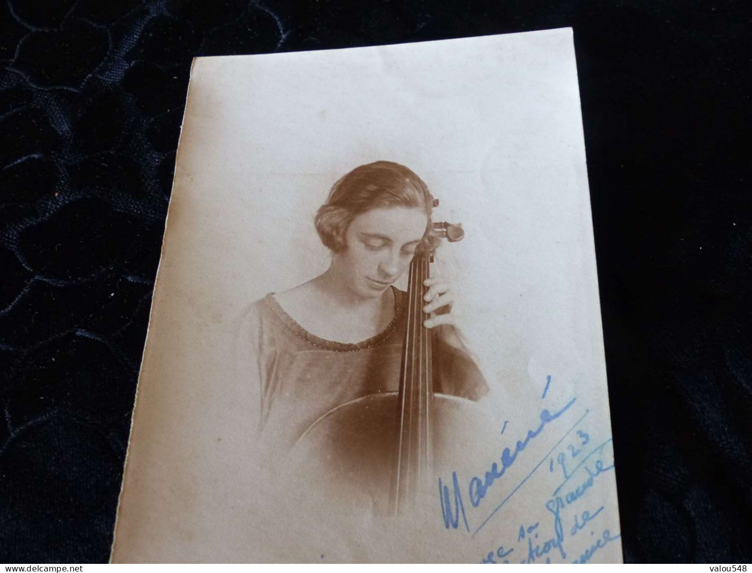 P-519 , Photo, Joueuse De Violoncelle , 1923 - Anonyme Personen