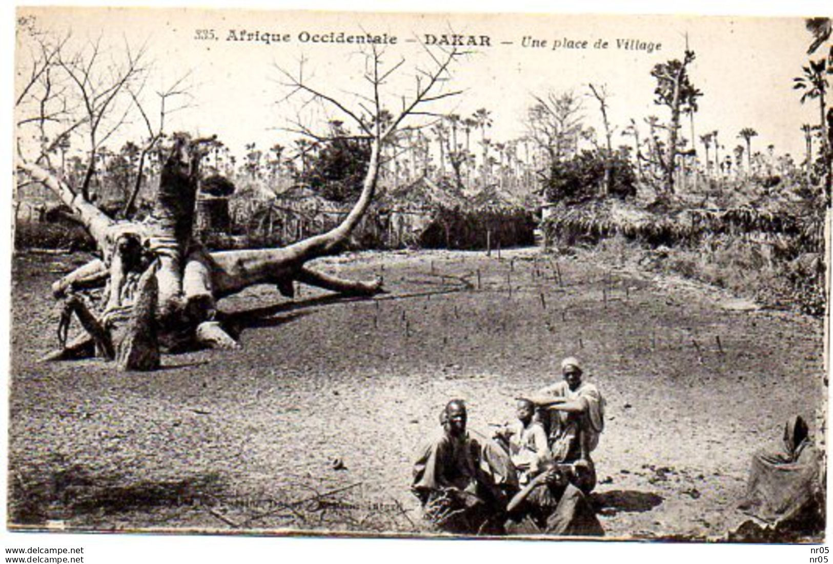 DAKAR - Une Place De  Village ( SENEGAL - Afrique Occidentale ) - Senegal