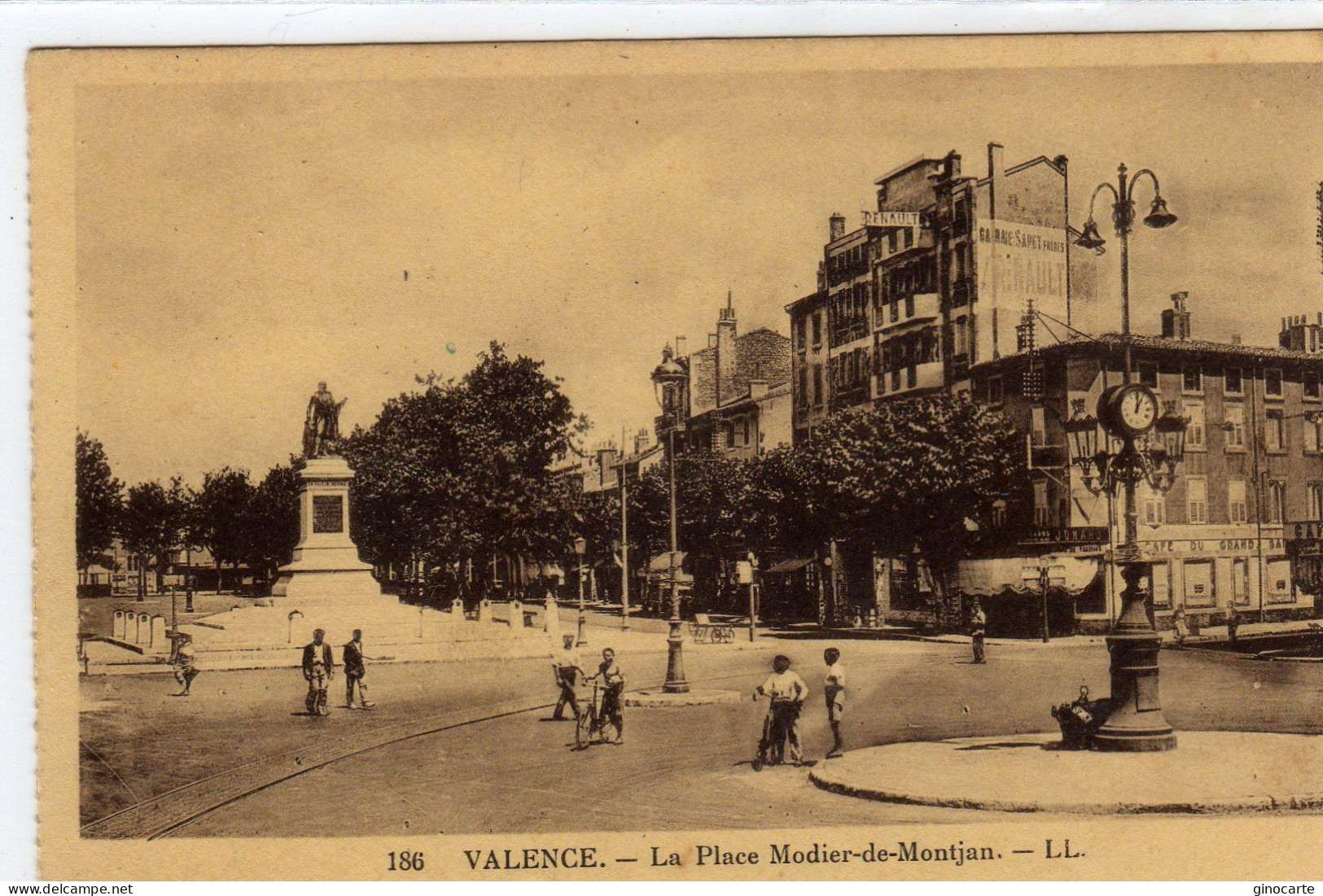 Valence Place Modier De Montjau - Valence