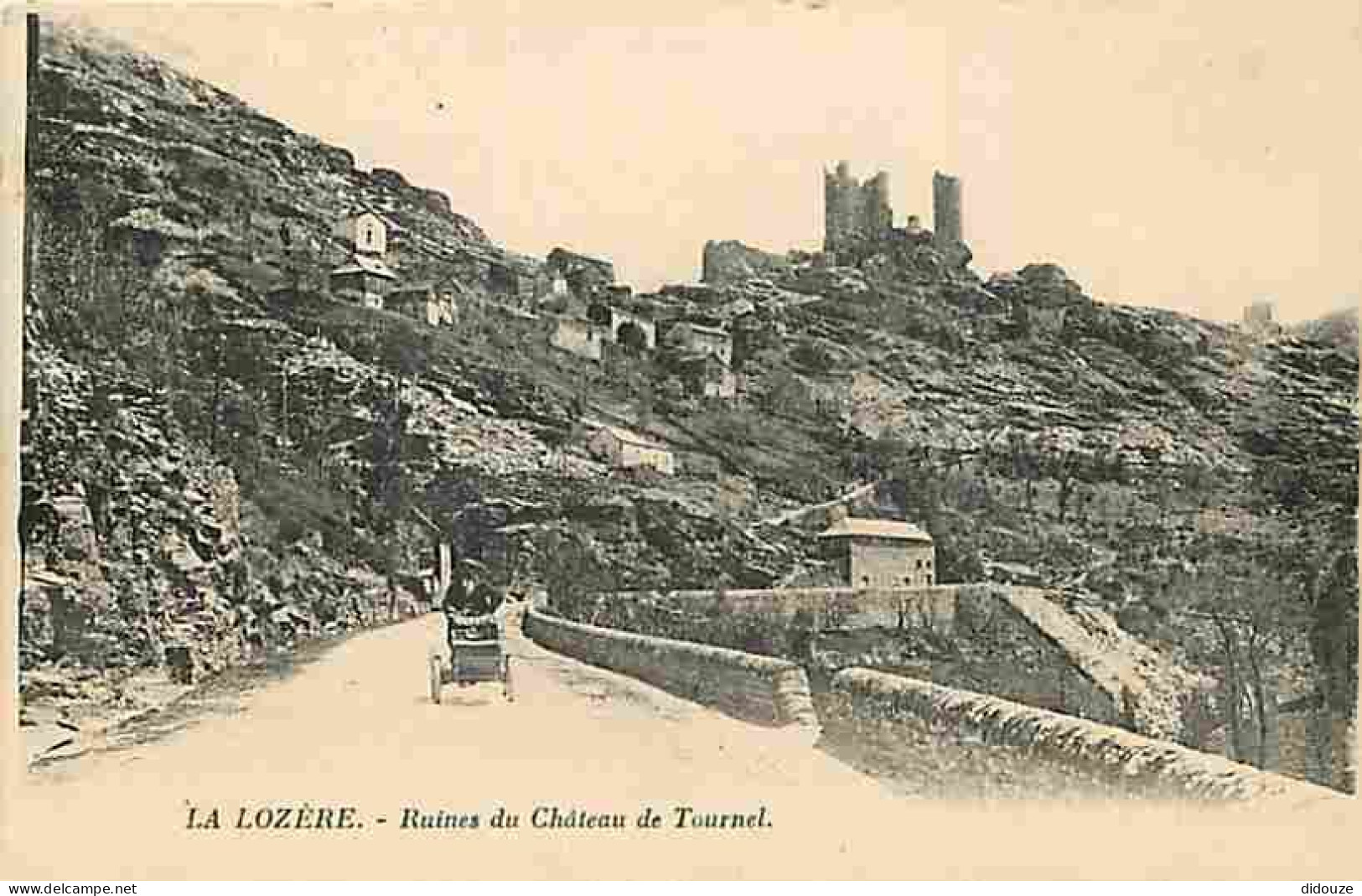 48 - St Julien Du Tournel - Ruines Du Château De Tournel - Animée - CPA - Voir Scans Recto-Verso - Other & Unclassified
