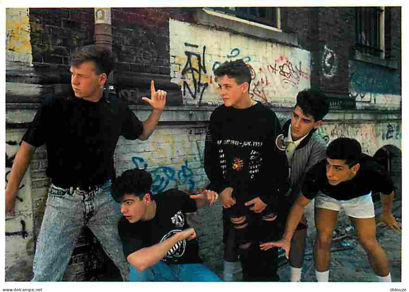 Musique - New Kids On The Block - CPM - Voir Scans Recto-Verso - Musique Et Musiciens