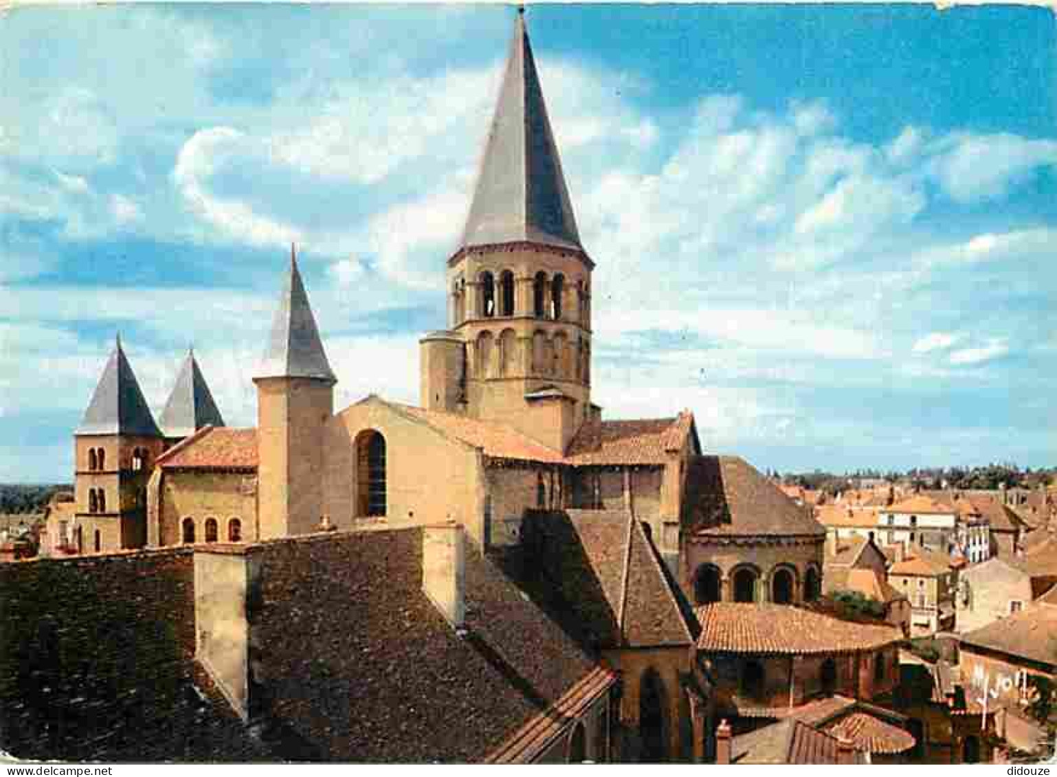 71 - Paray Le Monial - La Basilique Du Sacré Coeur - CPM - Voir Scans Recto-Verso - Paray Le Monial