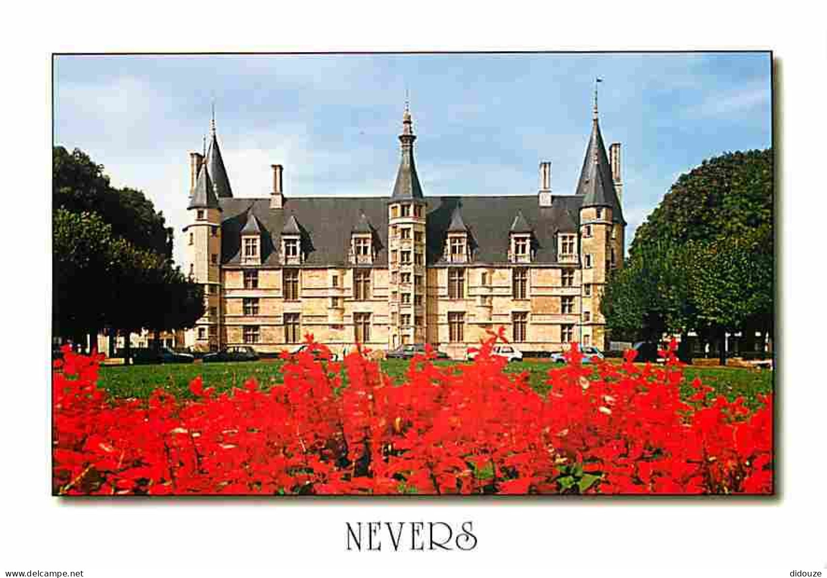 58 - Nevers - Le Palais Ducal - Fleurs - CPM - Voir Scans Recto-Verso - Nevers