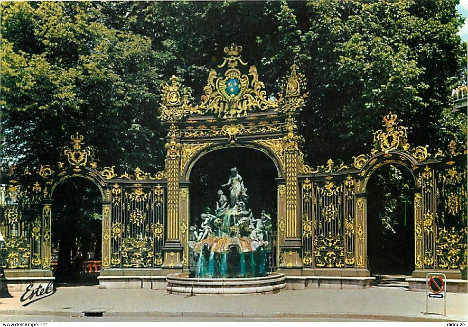 54 - Nancy - La Place Stanislas - Grilles En Fer Forgé De Jean Lamour - La Fontaine D'Amphitrite - Carte Neuve - CPM - V - Nancy