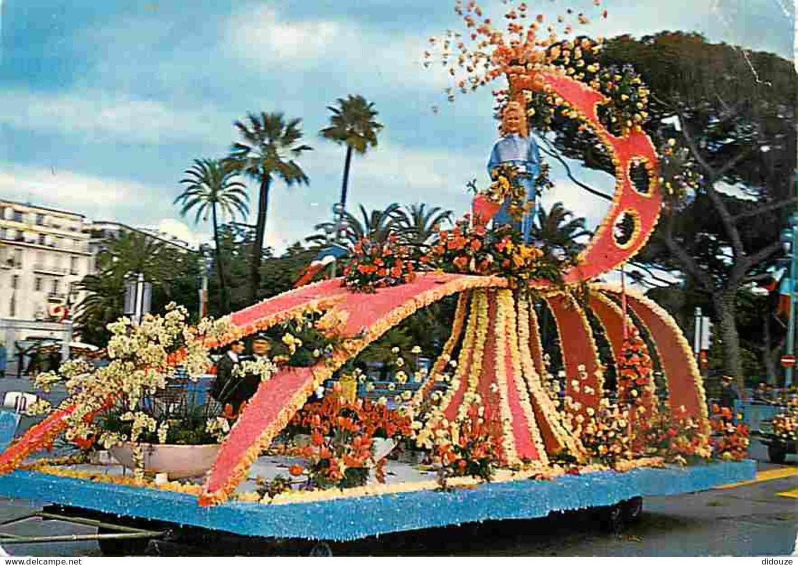 06 - Nice - Carnaval De Nice - Bataille De Fleurs - CPM - Voir Scans Recto-Verso - Carnevale