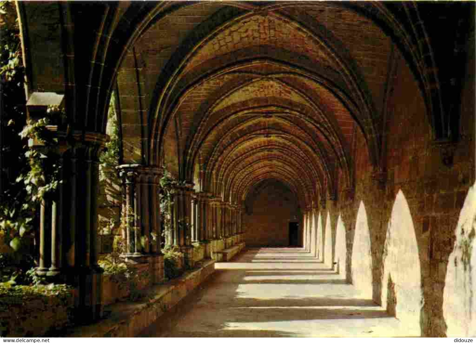 95 - Asnières Sur Oise - Abbaye De Royaumont - Galerie Nord Du Cloitre - CPM - Voir Scans Recto-Verso - Asnières-sur-Oise