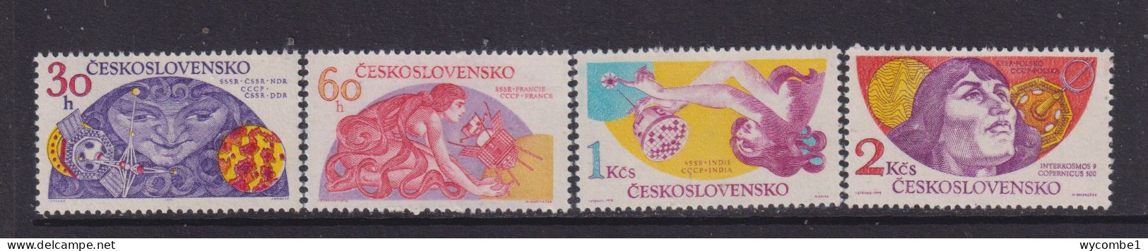 CZECHOSLOVAKIA  - 1975 Space Research Set Never Hinged Mint - Unused Stamps