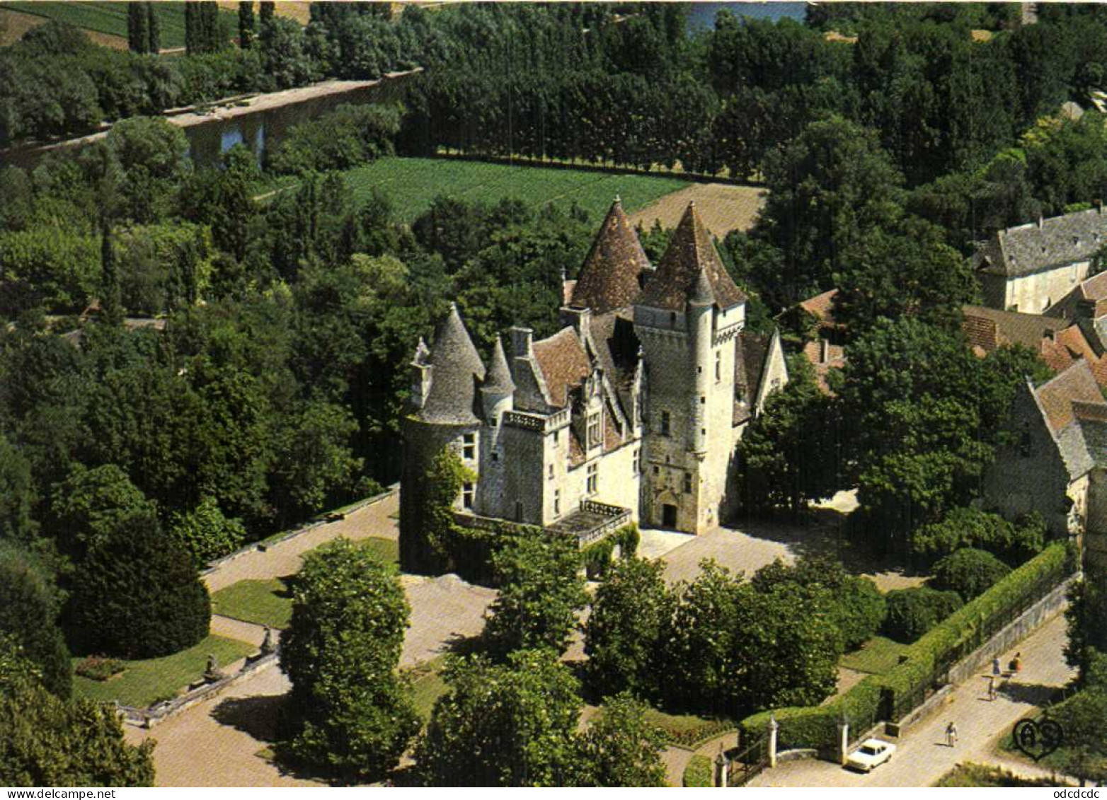 CPSM Grand Format LES MILANDES  Chateau édifié Au XCe S Ancienne Demeure De Josephine Baker Colorisée RV - Otros & Sin Clasificación