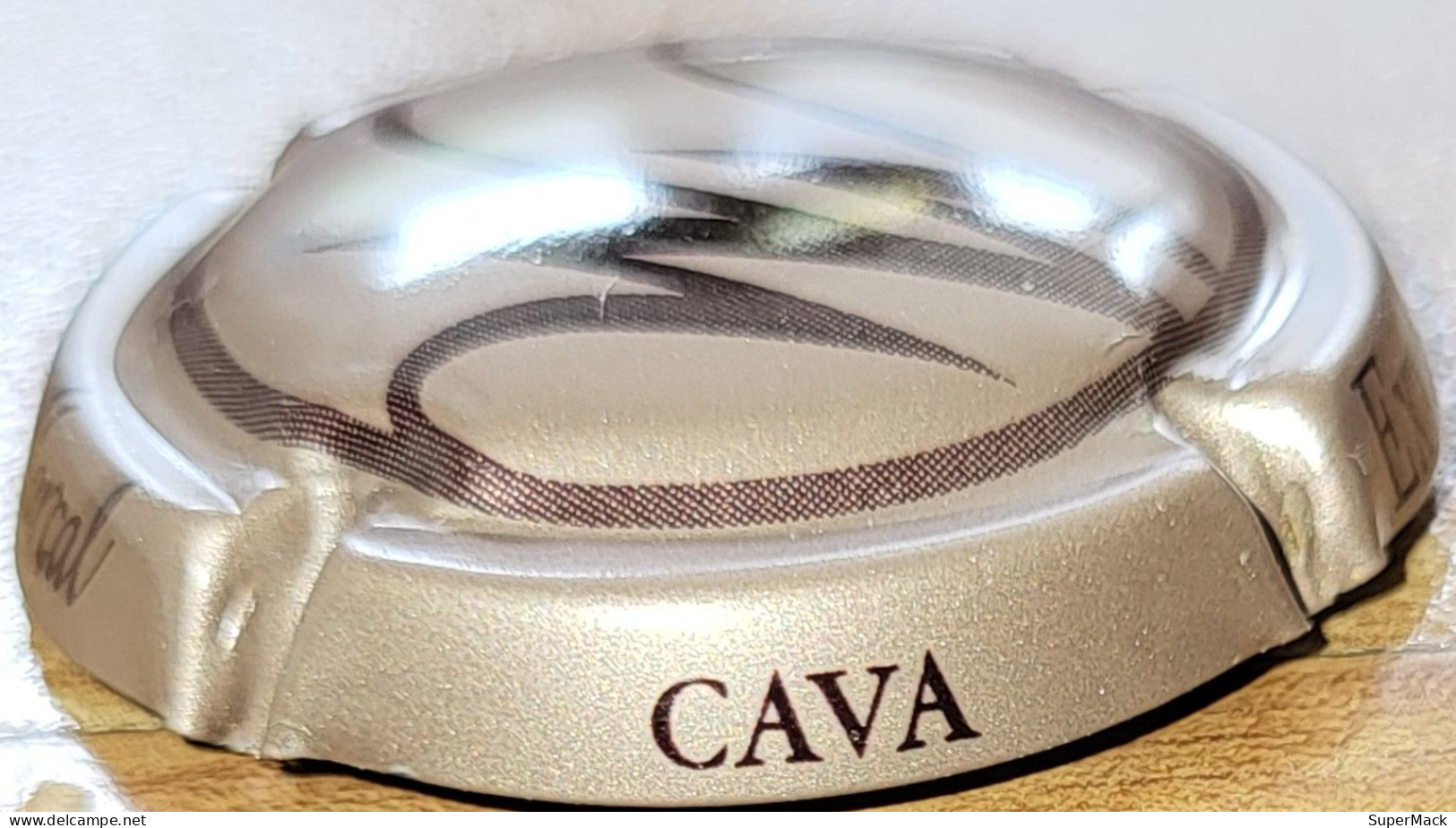 Capsule Cava D'Espagne MONT MARCAL Beige & Brun Nr 124829 - Sparkling Wine