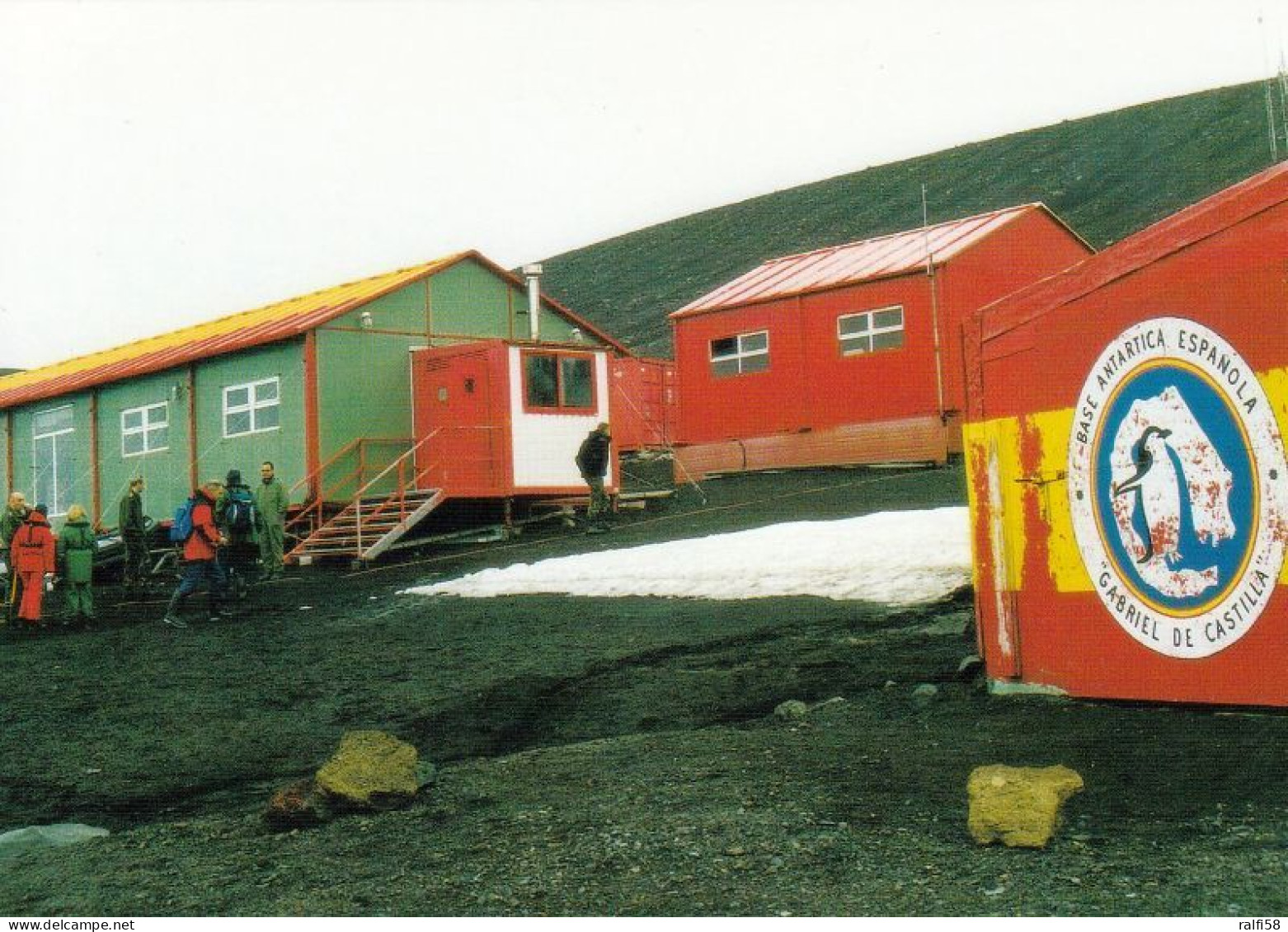 2 AK Antarctica / Antarktis * Deception Island Mit Der Spanischen Forschungsstation Gabriel De Castilla * - Autres & Non Classés