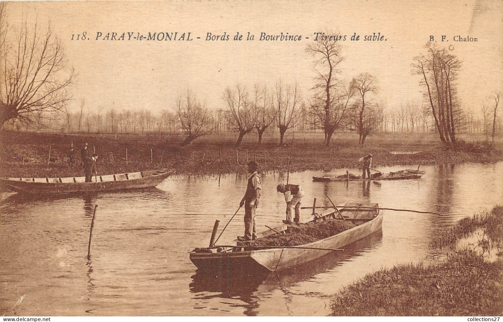 71-PARAY-LE-MONIAL- BORDS DE LA BOURBINCE - TIREURS DE SABLE - Paray Le Monial