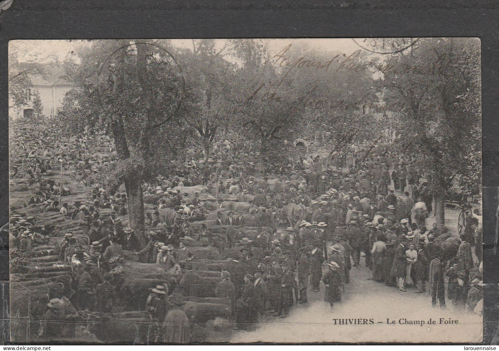 24 - THIVIERS - Le Champ De Foire - Thiviers