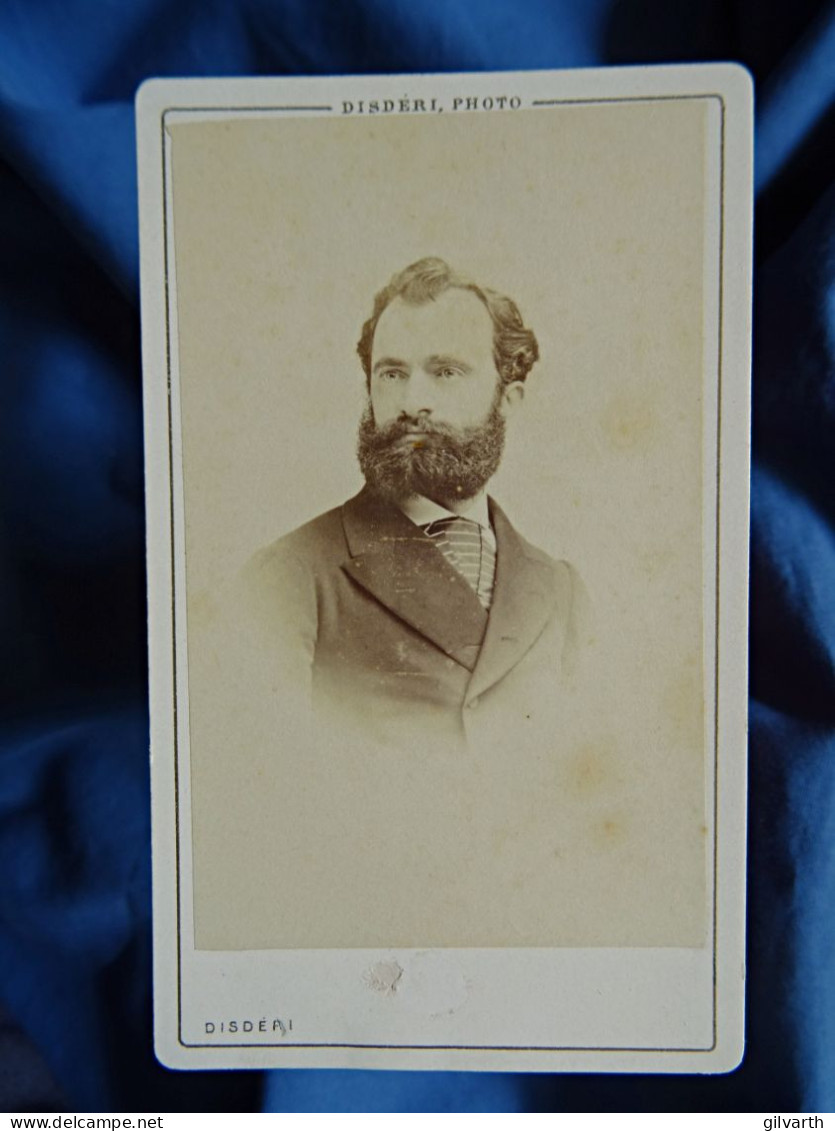 Photo CDV Disderi à Paris  Portrait Homme  Grosse Barbe  Cravate à Raures  Sec. Emp. CA 1865-70 - L445 - Antiche (ante 1900)