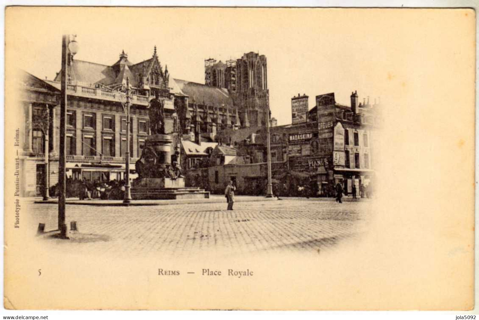 51 / REIMS - Place Royale - Reims