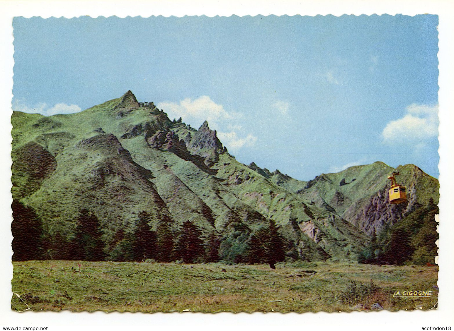 Environs Du MONT-DORE - Les Aiguilles Du Puy De Sancy Et Le Téléphérique - Le Mont Dore