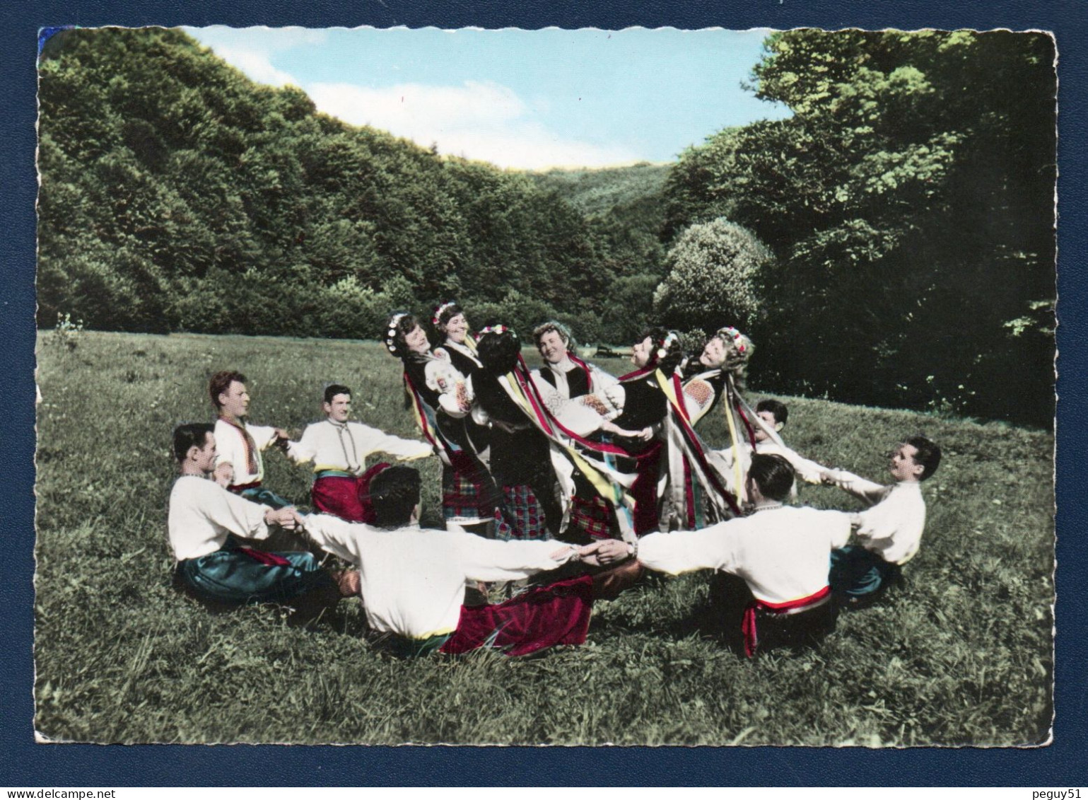 57. Russange. Groupe Folklorique Des Jeunes Amis De L' Ukraine ( Café A. Lysyj). Lot De 2 Cartes - Autres & Non Classés